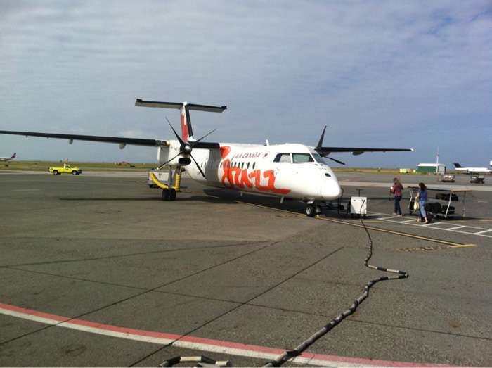 バンクーバー→カムループスの小型飛行機